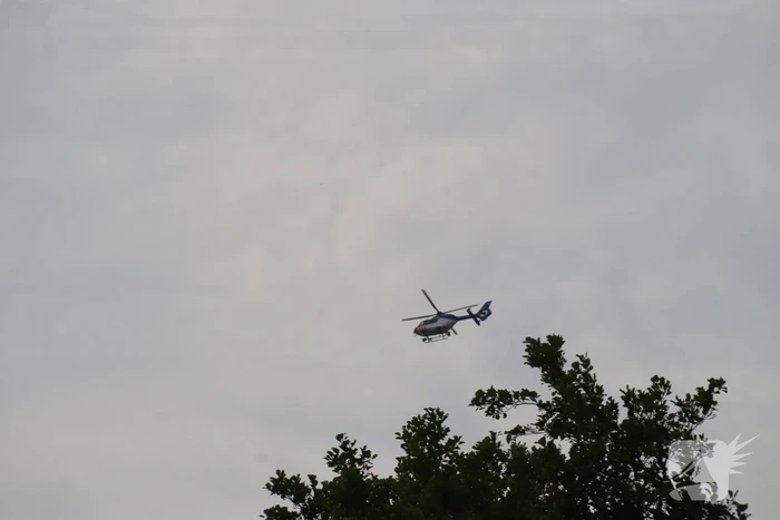Meerdere helikopter landen op oud vliegveld Valkenburg