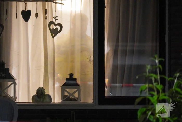 Kogelgat zichtbaar in raam na schietpartij