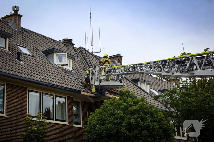 Sloopwerkzaamheden bij brand in dak