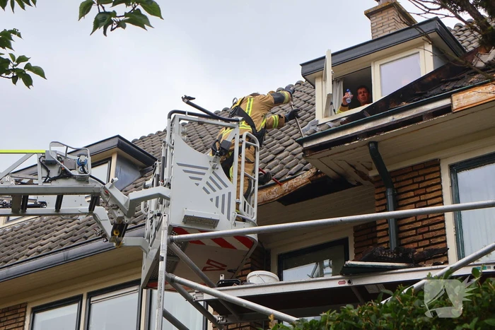 Sloopwerkzaamheden bij brand in dak