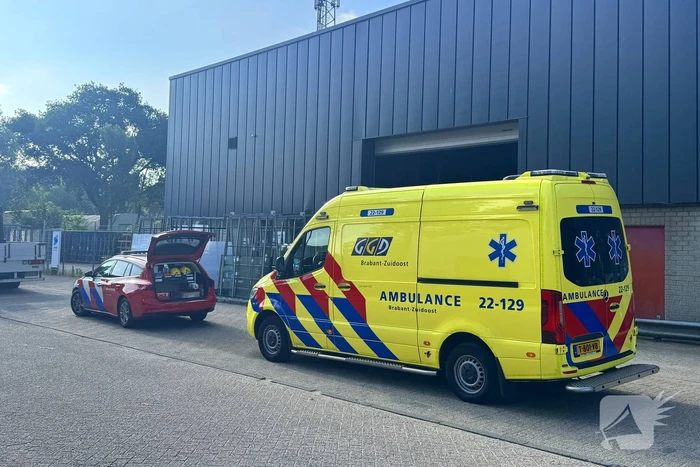 Man gewond bij ongeval met glaspakket