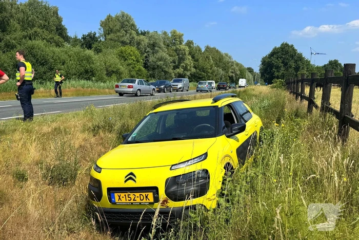 Ongeval tijdens inhaalactie leidt tot schade