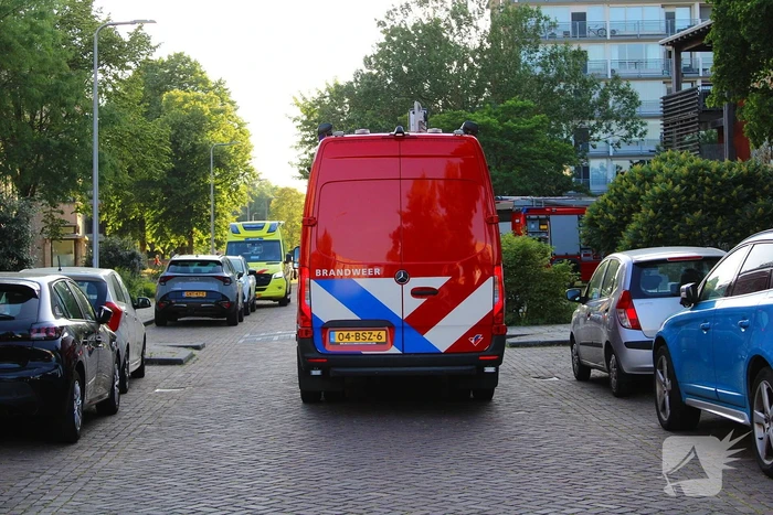 Persoon gecontroleerd bij brand
