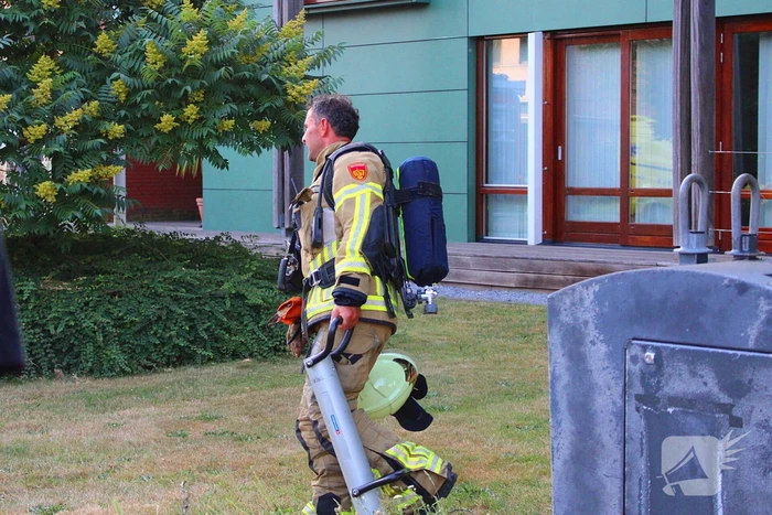 Persoon gecontroleerd bij brand