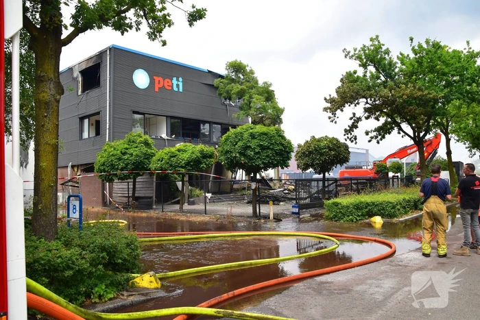 Zware schade door industriebrand