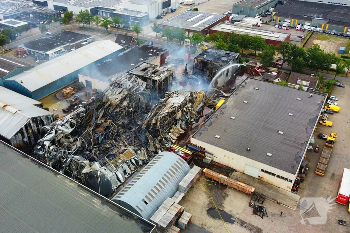 Zware schade door industriebrand