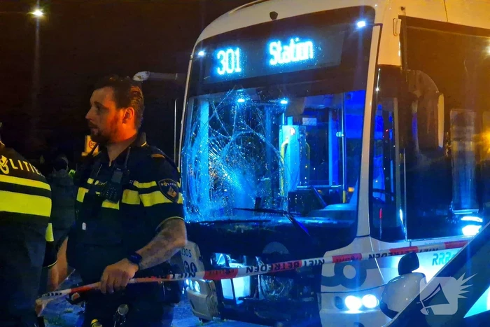 Fietser gewond bij aanrijding met lijnbus