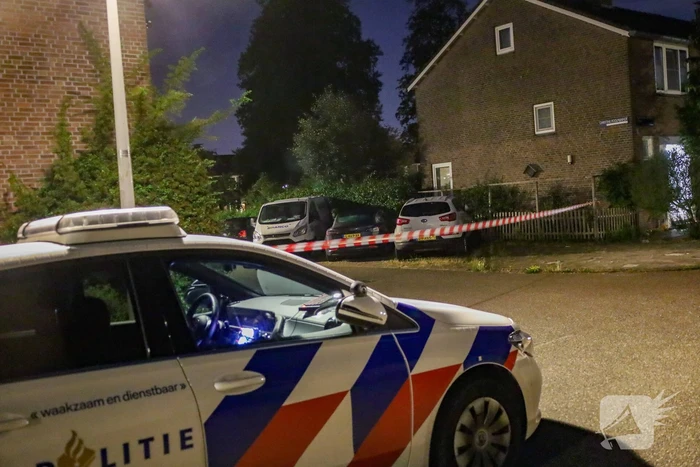 Schietincident in woonwijk: geparkeerde auto beschoten