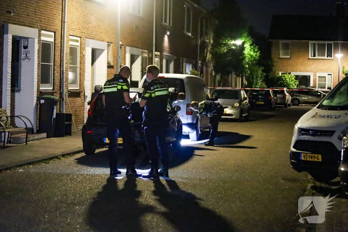 Schietincident in woonwijk: geparkeerde auto beschoten