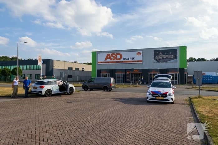 Ongeval tussen busje en auto zonder gewonden