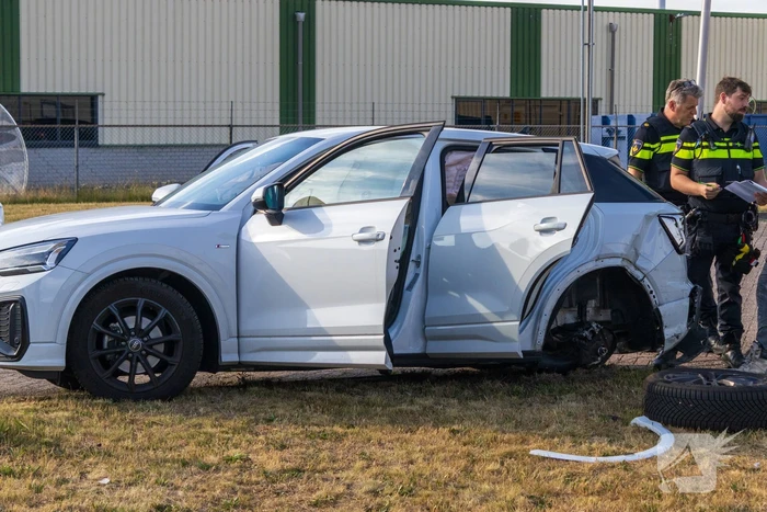 Ongeval tussen busje en auto zonder gewonden
