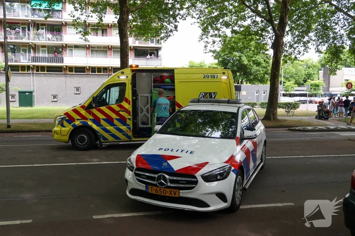 Motorrijder gewond na aanrijding met auto