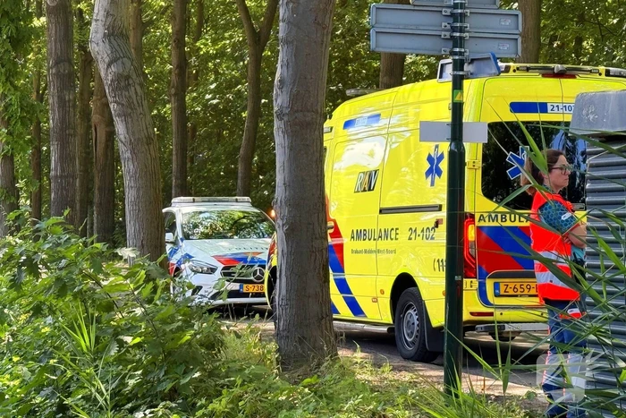 Fietser gewond na aanrijding met motorrijder zonder rijbewijs