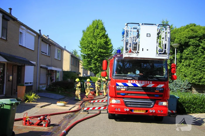 Brand opgeschaald naar zeer grote brand