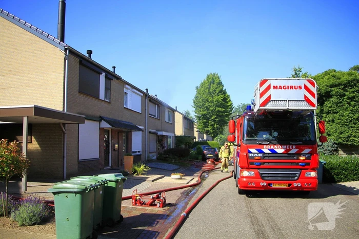 Brand opgeschaald naar zeer grote brand