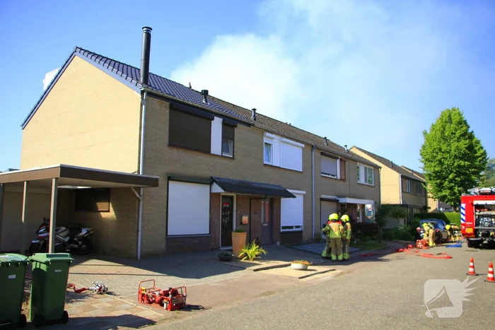 Brand opgeschaald naar zeer grote brand