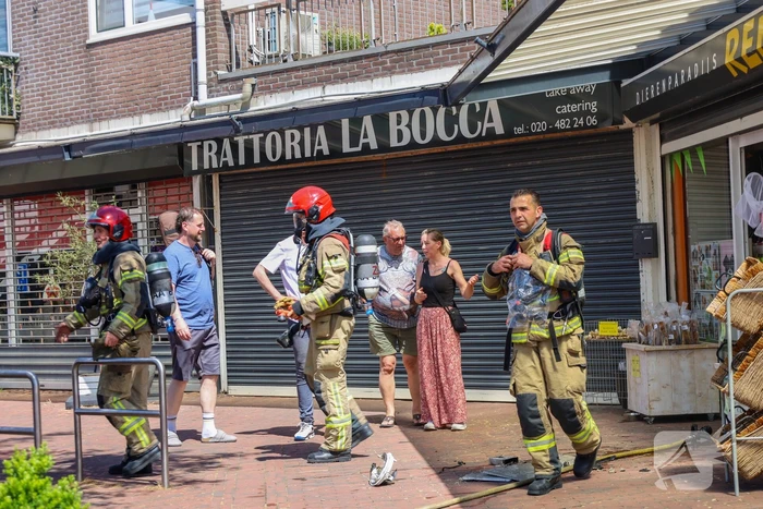 Brand in dierenwinkel snel geblust