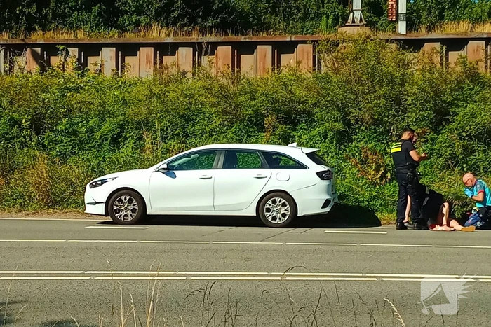 Botsing met letsel tussen drie voertuigen