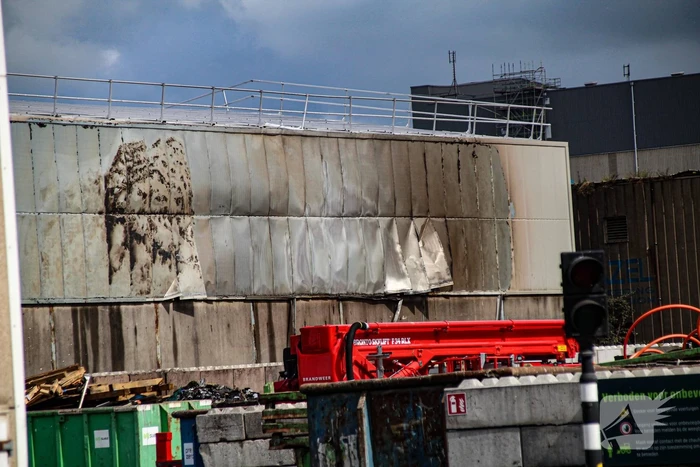 Zeer grote brand bij afvalverwerker