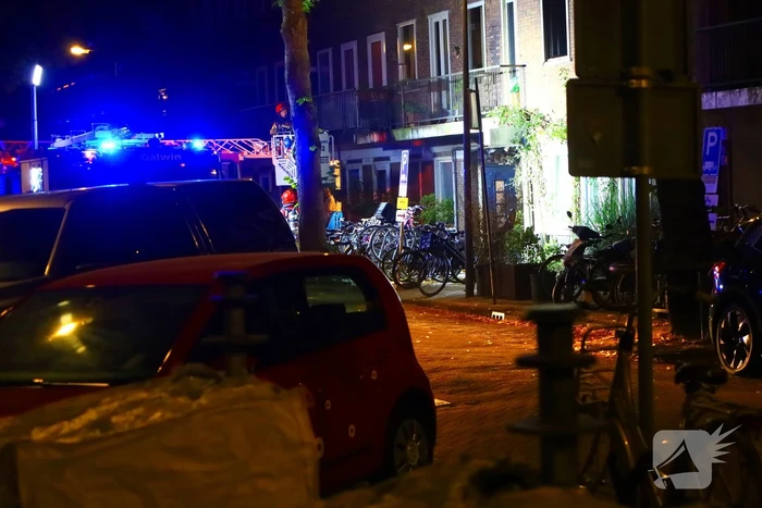Explosie leidt tot woningbrand en grote hulpverlening