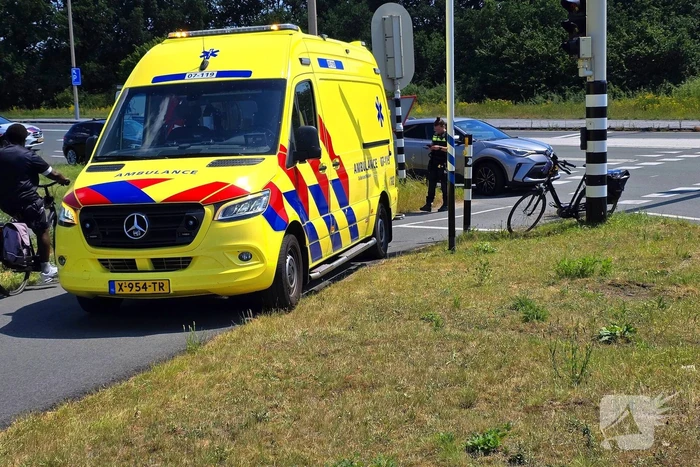 Fietser gewond bij aanrijding met auto
