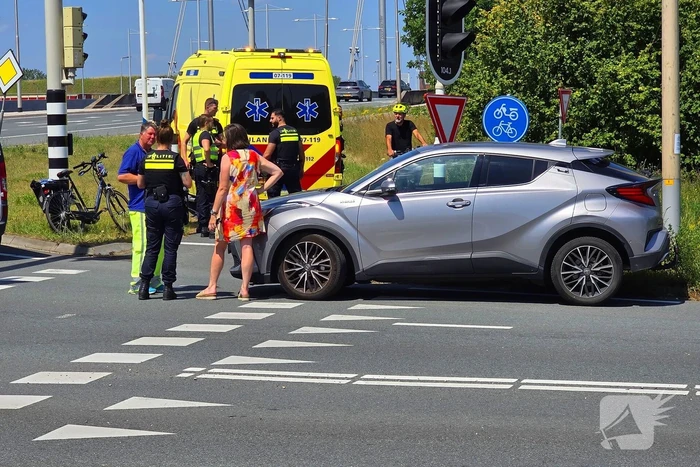 Fietser gewond bij aanrijding met auto