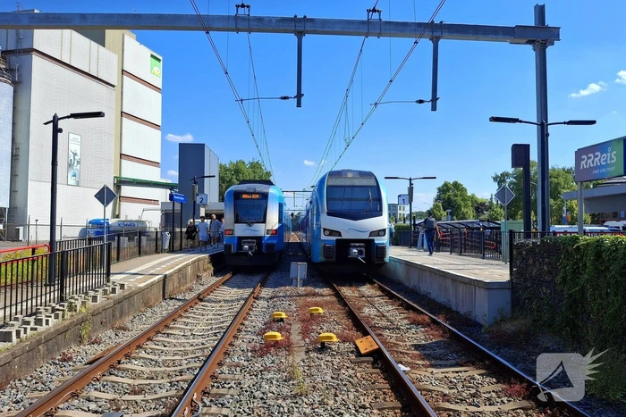 Trein gestrand bij station wegens defect