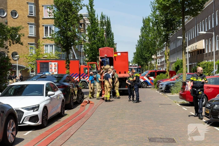 Zeer grote brand op dak woning
