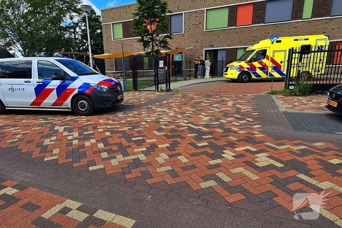 Traumahelikopter landt op bouwplaats
