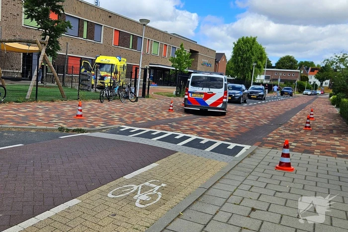 Traumahelikopter landt op bouwplaats