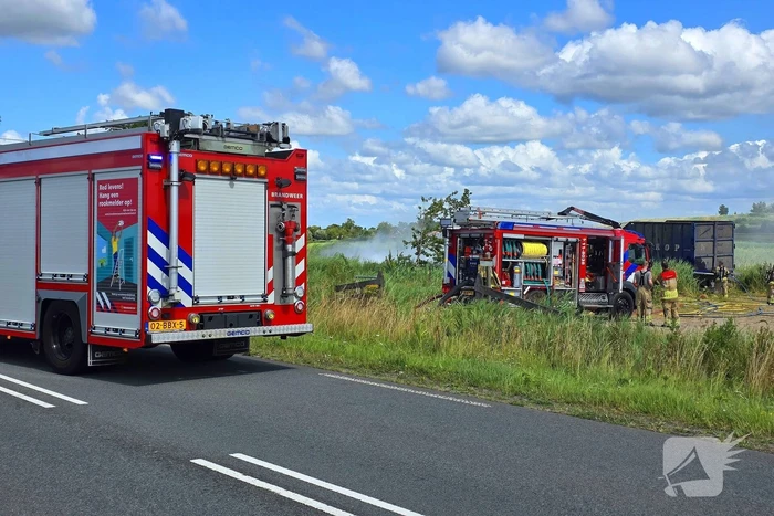 Bermbrand breidt zich snel uit