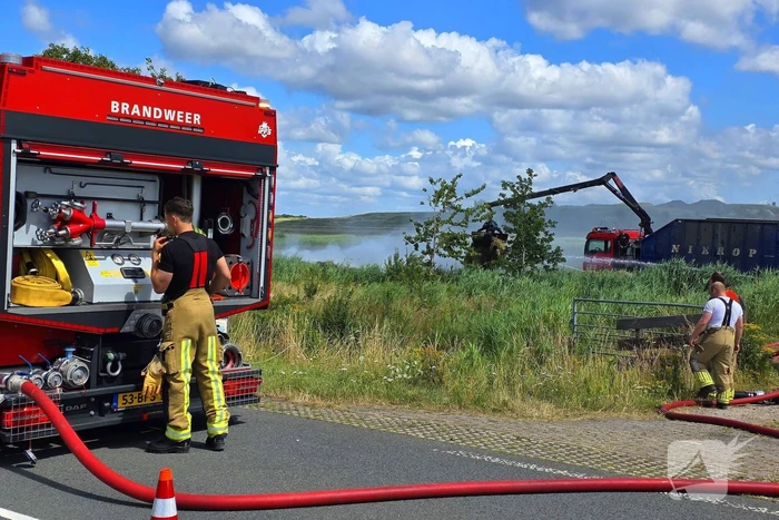 Bermbrand breidt zich snel uit