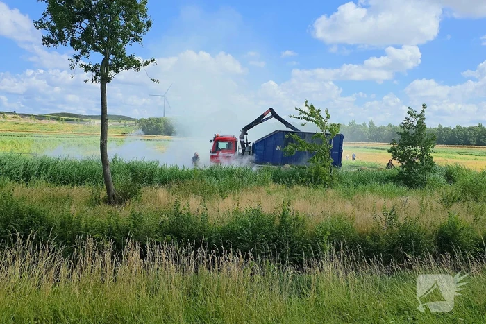 Bermbrand breidt zich snel uit