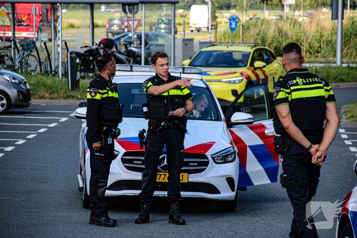 Voertuigen komen in botsing, geen gewonden