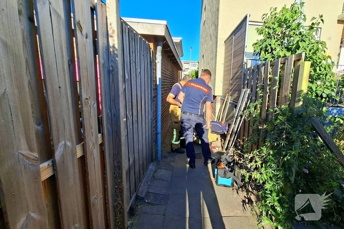 Brandweer bevrijdt kat