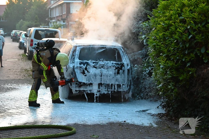 Voertuigbrand snel geblust