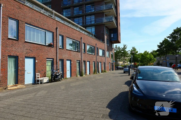 Explosie verwondt bewoner ernstig