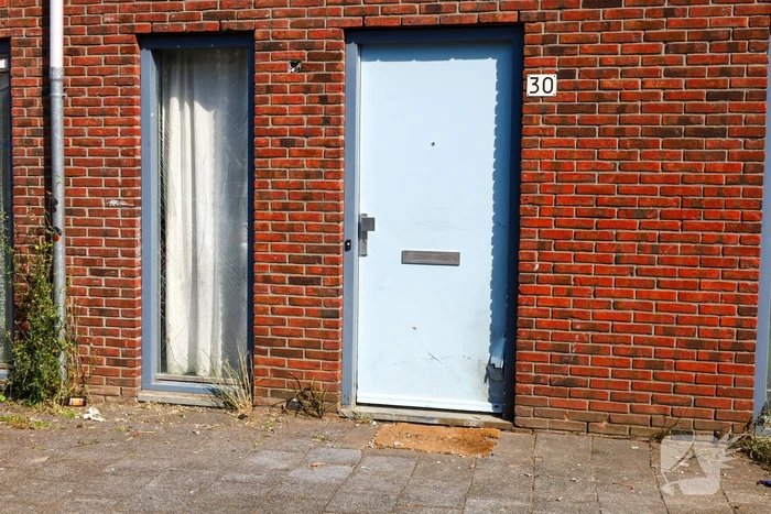 Explosie verwondt bewoner ernstig
