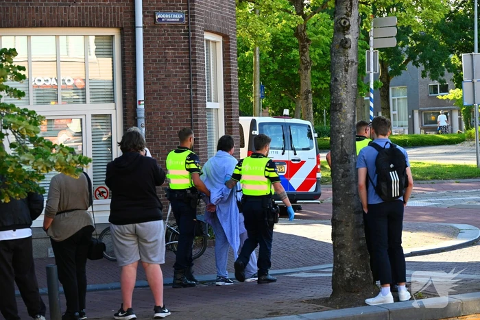 Man met alcohol uit water gered