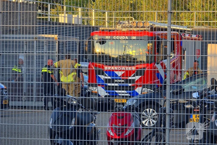 Brandweer verleent hulp in cellencomplex
