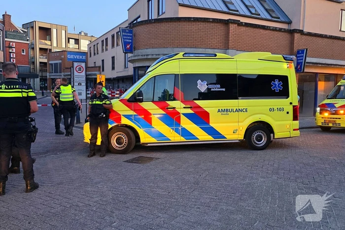 Meerdere gewonden en twee aanhoudingen bij steekincident