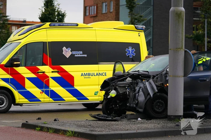 Drie gewonden bij ongeval tussen auto en bestelbus