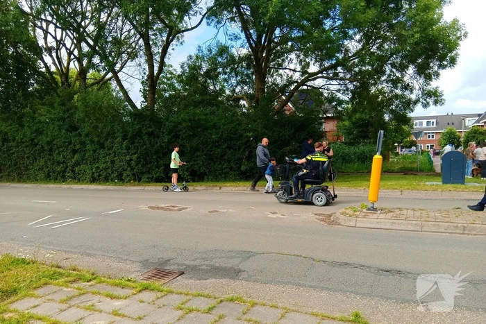 Persoon gewond na val met scootmobiel