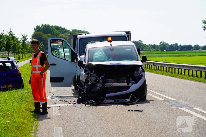 Kettingbotsing met vijf voertuigen