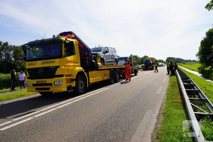 Kettingbotsing met vijf voertuigen