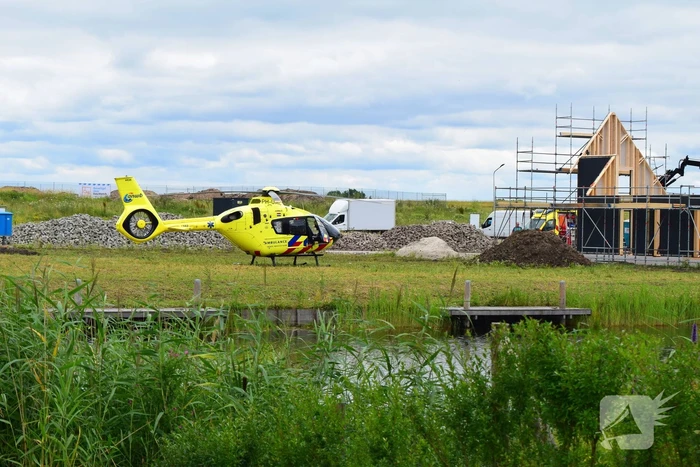 Traumahelikopter landt voor medisch noodgeval