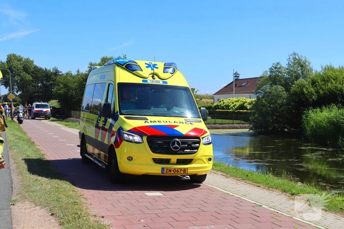 Tractor omgekanteld door uitwijken