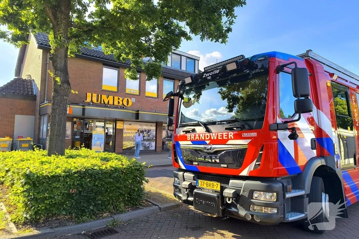 Supermarkt ontruimd vanwege vreemde lucht