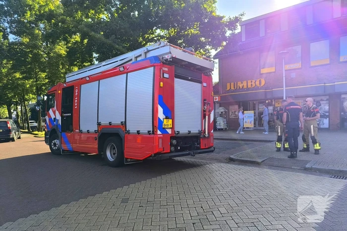 Supermarkt ontruimd vanwege vreemde lucht