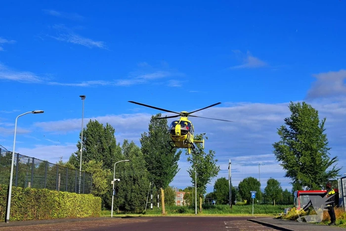 Zwaargewonde bij aanrijding met lijnbus